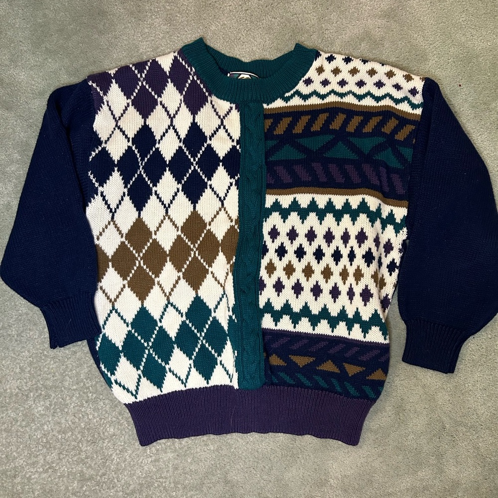 Vintage 62 East Boys Sweater Size Large 100% Acrylic